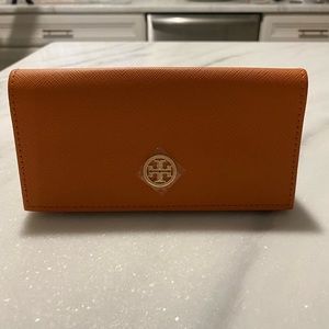 Brand new Tory Burch eyeglass/sunglass case